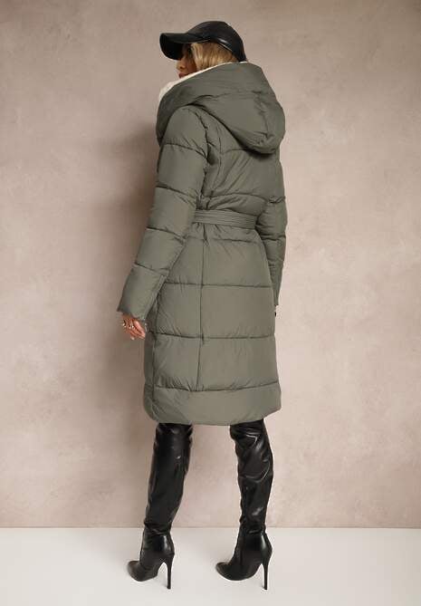 Zielona Długa Kurtka Pikowana z Kapturem Wiązana w Pasie Neanethra 4