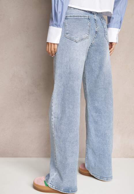 Jasnoniebieskie Jeansy High Waist o Szerokim Kroju Deladriel 4