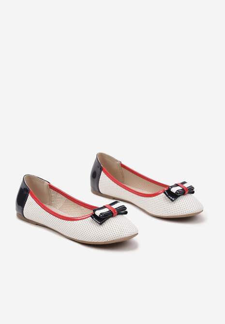 Biało-Czerwone Balerinki z Ażurową Perforacją i Skórzaną Wkładką Zdobione Kokardą Norapis 5