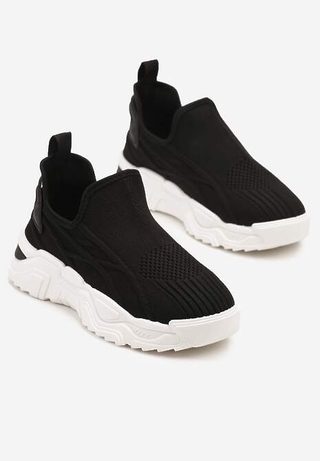 Czarne Siateczkowe Buty Sportowe Sneakersy Wsuwane Zdobione Tłoczeniami Nusadela 5