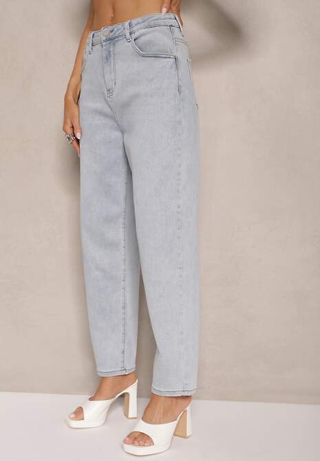 Niebieskie Jeansy Mom Fit High Waist Zdobione Haftem w Kształcie Serca Valliora 4