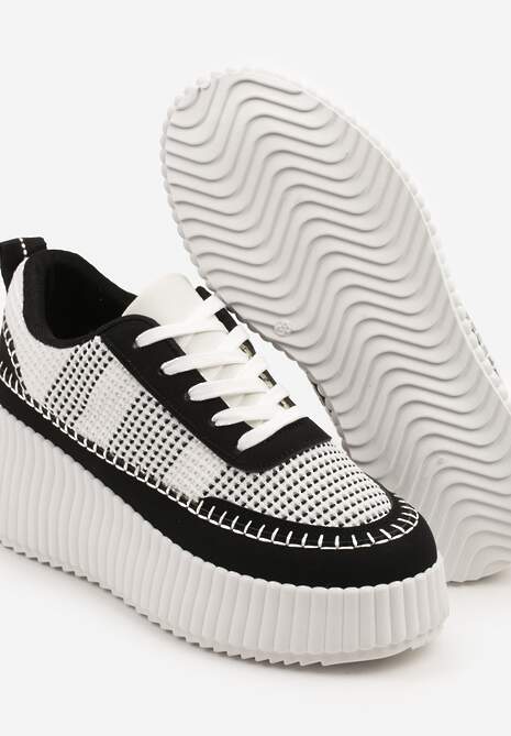 Czarno-Białe Sneakersy na Tłoczonej Platformie z Ozdobnymi Przeszyciami Faloviela 6