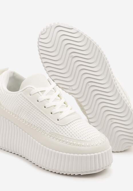 Białe Sneakersy na Tłoczonej Platformie z Ozdobnymi Przeszyciami Faloviela 6