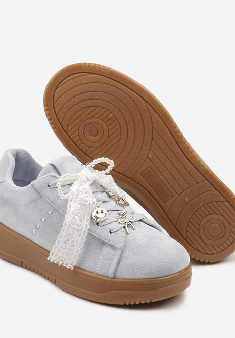 Niebieskie Sneakersy na Niskiej Platformie z Aplikacjami i Kokardkami Divienne 6