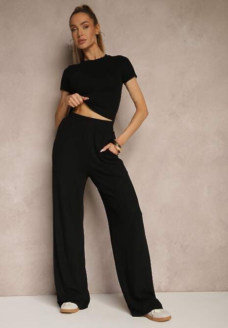 Czarny Komplet z Bawełny T-shirt Typu Crop Top i Spodnie Wide Leg Nelisandra