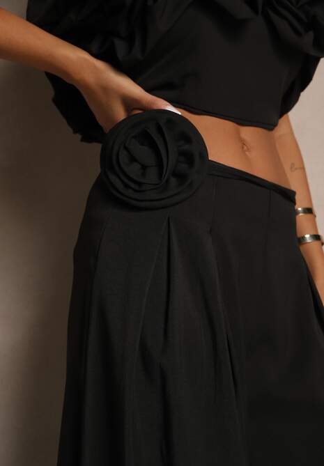Czarne Spodnie o Szerokim Kroju High Waist z Kwiatem 3D Firalisse 5