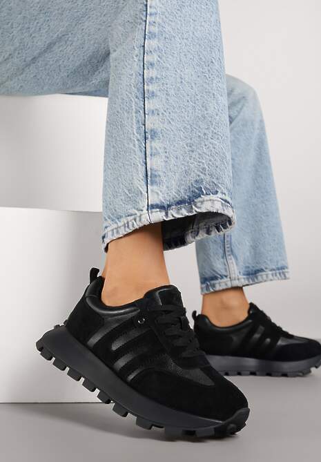 Czarne Sneakersy ze Skóry Naturalnej Ozdobione Geometrycznym Wzorem Melassea