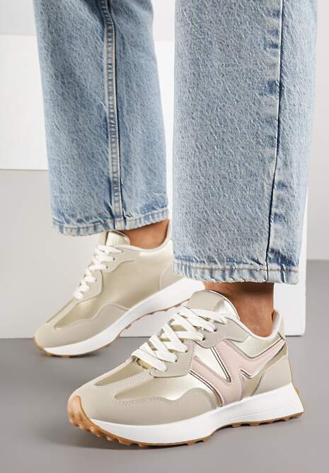 Złote Płaskie Sneakersy Ozdobione Geometrycznym Wzorem Rividi