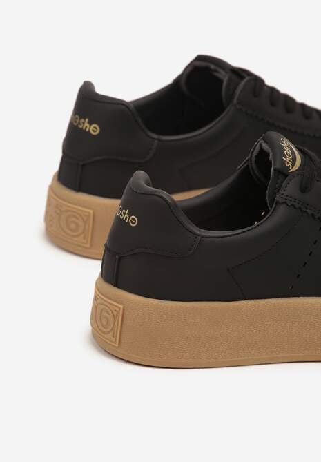 Czarne Sneakersy na Platformie Ozdobione Perforacją Haladina 6