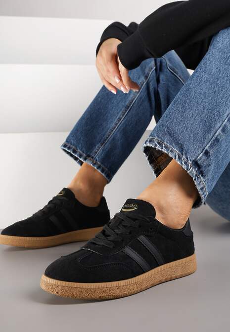 Czarne Sneakersy Tenisówki Ozdobione Paskami Halianea