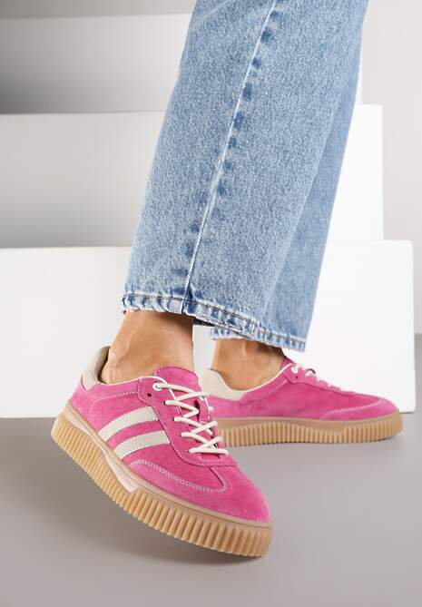 Fuksjowe Zamszowe Sneakersy w Stylu Kultowych Tenisówek ze Skórzaną Wkładką Tenannia