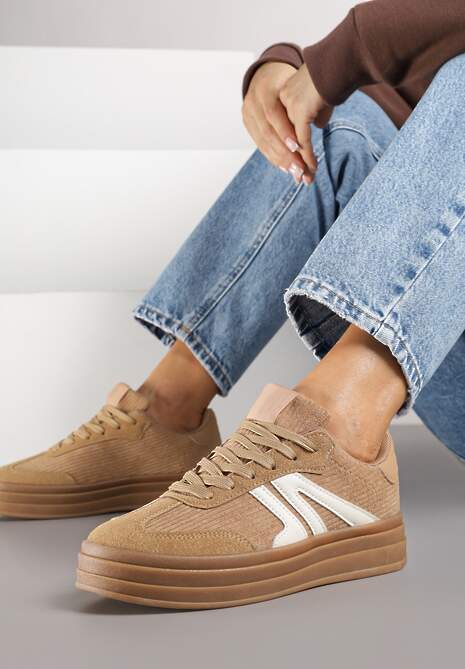 Ciemnobeżowe Sneakersy Tenisówki na Platformie z Tłoczeniem i Geometrycznym  Motywem Kialie