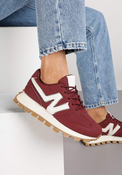 Bordowe Sneakersy Ozdobione Geometrycznym Motywem Annerie