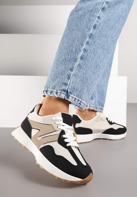 Czarne Sneakersy Ozdobione Geometrycznym Motywem Rilameia