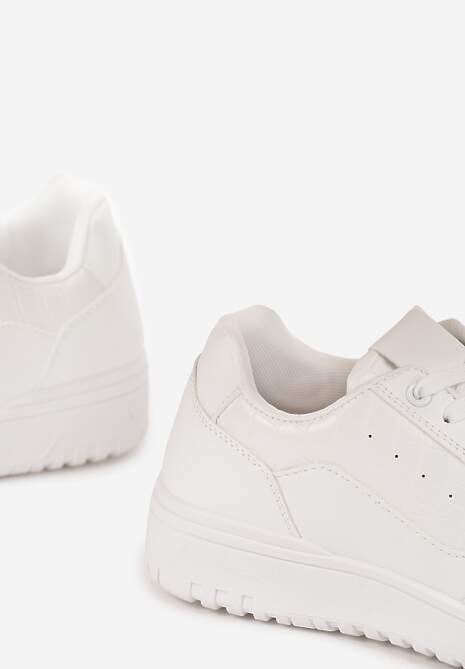 Białe Sneakersy Ozdobione Perforacją i Geometrycznym Motywem Idariele 6