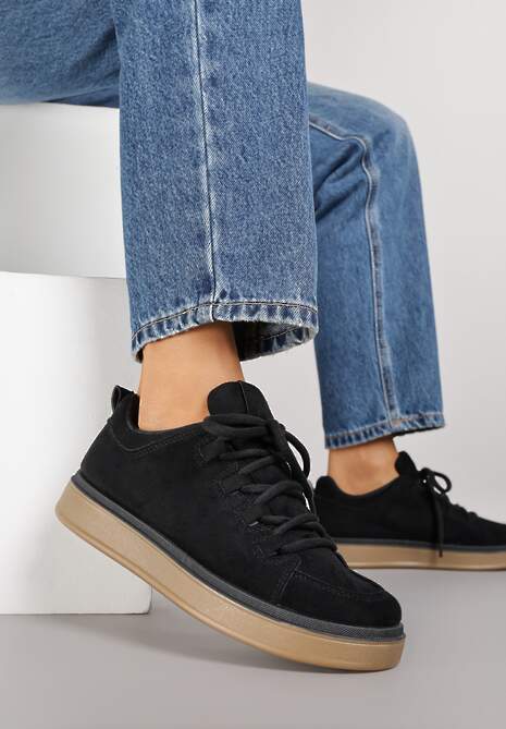 Czarne Sneakersy z Ozdobnymi Przeszyciami Zailera