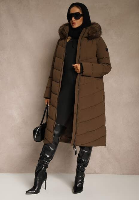 Brązowa Pikowana Kurtka o Długim Kroju z Kapturem z Futrem Galianesa