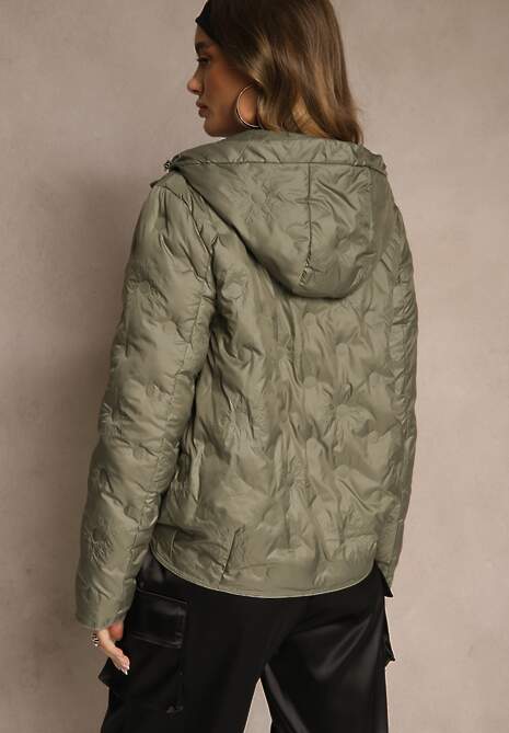 Jasnozielona Kurtka z Kapturem Ozdobiona Delikatnym Pikowaniem Aravitta 4