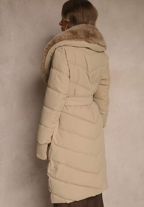 Beżowa Pikowana Kurtka o Eleganckim Kroju z Futerkiem i Wiązanym Paskiem Galinessa 4