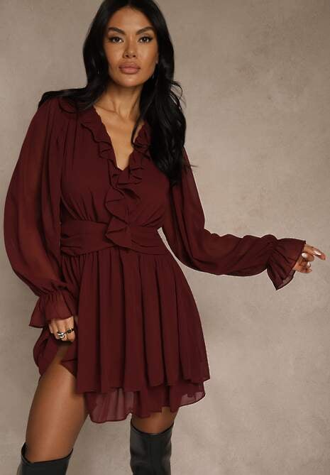 Bordowa Siateczkowa Sukienka o Rozkloszowanym Fasonie z Falbankami Zenniria