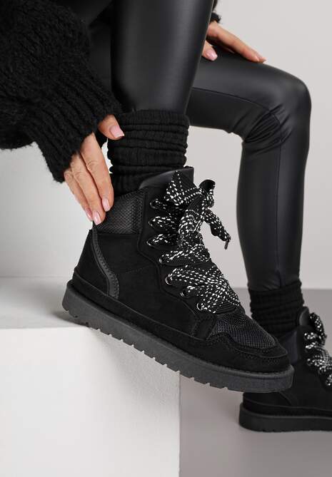 Czarne Sneakersy Ozdobione Sznurówkami w Geometryczny Wzór Avoslia