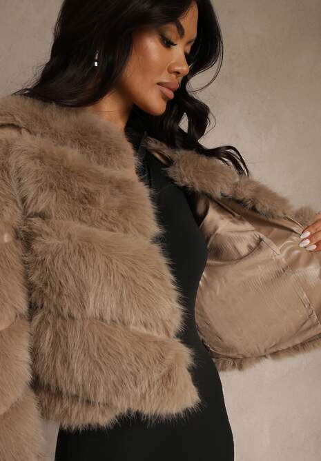 Ciemnobeżowa Futrzana Kurtka o Krótkim Kroju Zapinana na Haftki Alorith 5