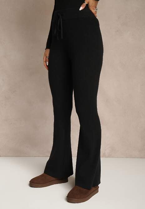 Czarne Dzianinowe Spodnie z Wiskozą o Kroju Flare Zetene 4