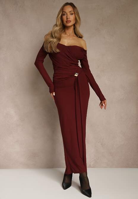 Bordowa Marszczona Sukienka o Dopasowanym Kroju z Trenem i Rozcięciem Aluilea 4
