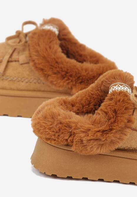 Brązowe Rustykalne Śniegowce z Niską Cholewką Zdobione Futrem i Kokardą Tuspena 7