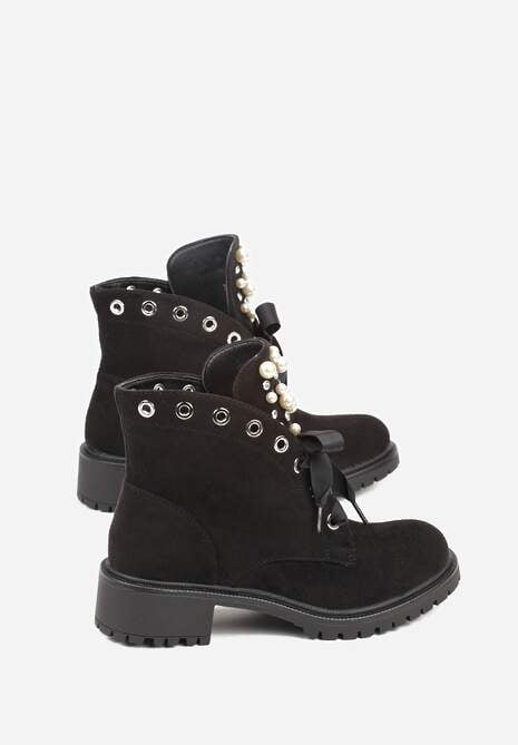 Czarne Botki z Imitacji Zamszu z Ozdobnymi Sznurówkami Perłami i Cyrkoniami Jovilda 7