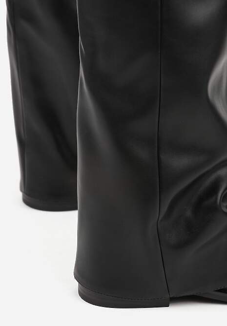 Czarne Kozaki ze Szpiczastym Noskiem i Wywiniętą Cholewką ze Sprzączką Tusenia 6