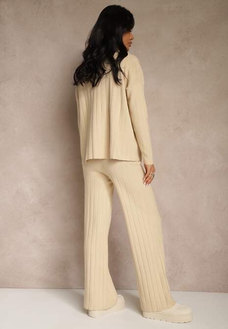 Beżowy Komplet Dzianinowy Spodnie o Szerokim Kroju i Sweter Półgolf Datusa 4