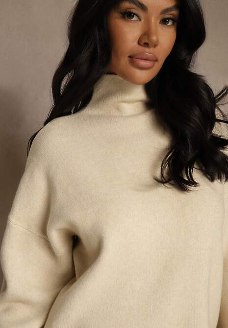 Jasnobeżowy Golf Ozdobiony Ściągaczami Wedena 5