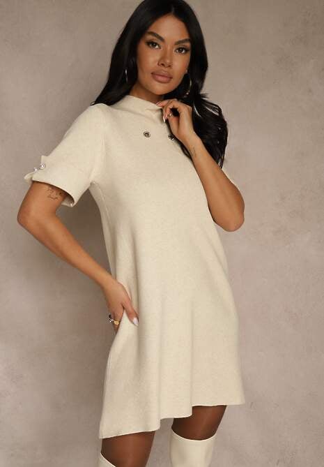 Jasnobeżowa Sukienka Sweterkowa o Trapezowym Kroju z Perełkami Liatusea 4