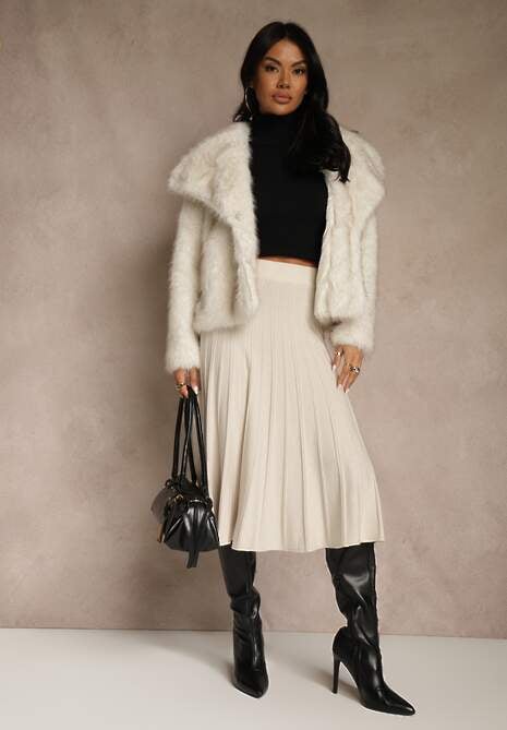 Beżowa Dzianinowa Spódnica Plisowana o Rozkloszowanym Kroju Tuswia