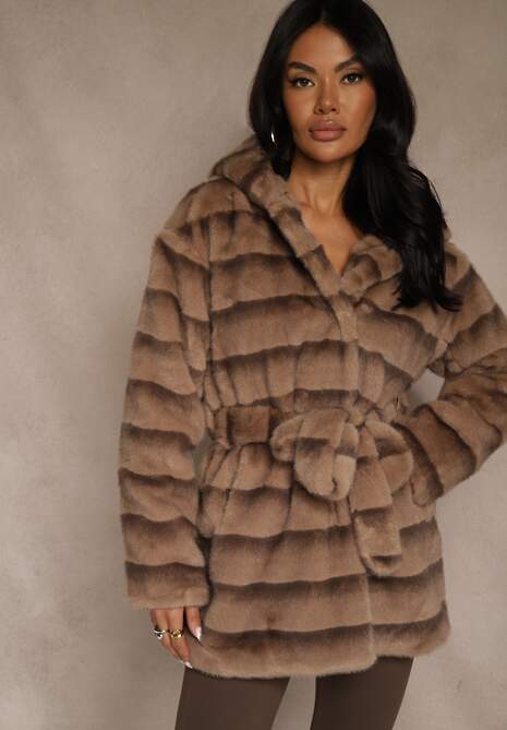 Beżowa Kurtka Futrzana z Nieodpinanym Kapturem Ozdobiona Paskiem Zetelia 4