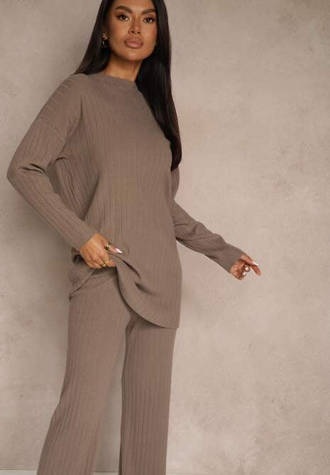 Ciemnobeżowy Komplet Prążkowany z Bawełną Sweter Oversize i Szerokie Spodnie Wedorena 5