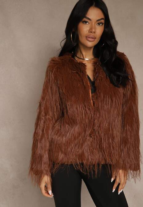 Brązowa Futerkowa Kurtka o Prostym Kroju z Zapięciem na Haftki Sialithiel