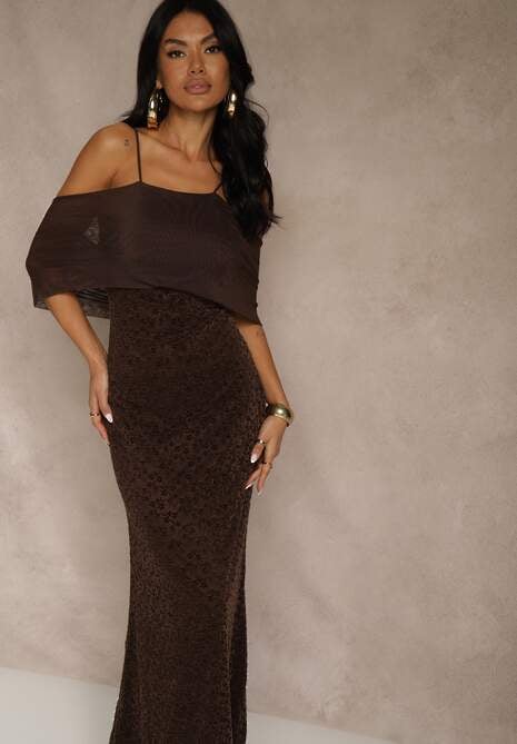 Brązowa Sukienka o Asymetrycznym Kroju Ozdobiona Falbaną Owedia 4