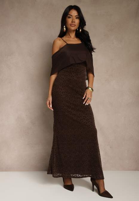 Brązowa Sukienka o Asymetrycznym Kroju Ozdobiona Falbaną Owedia