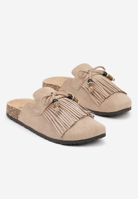 Ciemnobeżowe Boho Klapki Mule z Imitacji Zamszu z Frędzlami i Koralikami Elwedila 5