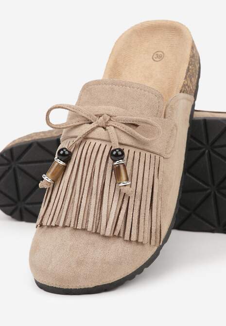 Ciemnobeżowe Boho Klapki Mule z Imitacji Zamszu z Frędzlami i Koralikami Elwedila 6
