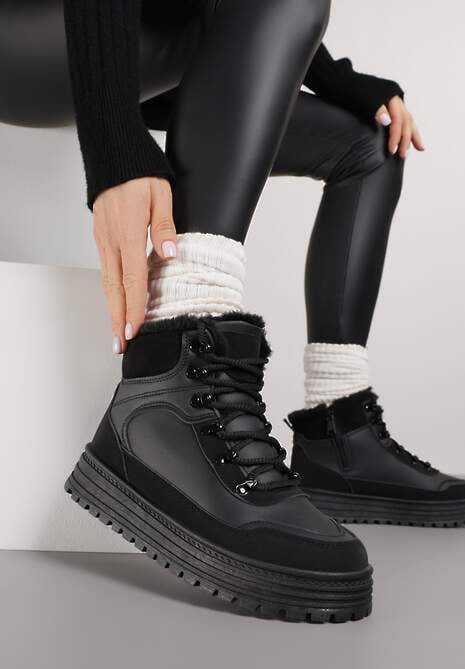 Czarne Sneakersy w Stylu Traperów na Platformie Ewedora