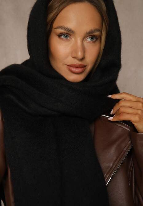 Czarny Szalik Ozdobiony Frędzlami Owedela