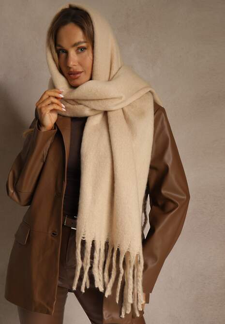 Beżowy Szalik Ozdobiony Frędzlami Owedela