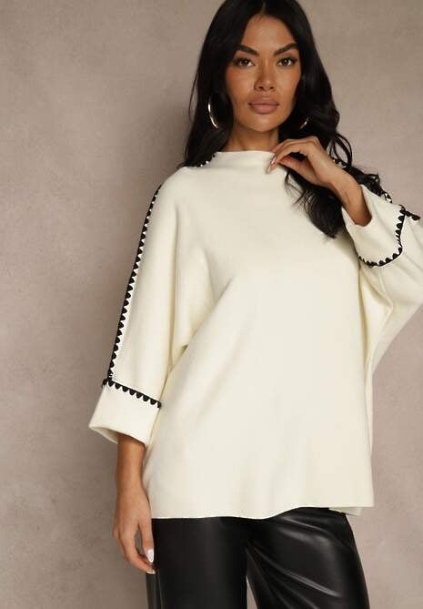 Jasnobeżowy Sweter Ozdobiony Lamówką na Rękawach Tusenna 4