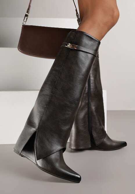 Brązowe Kozaki na Koturnie z Cholewką Imitującą Nogawkę z Aplikacją Testarria