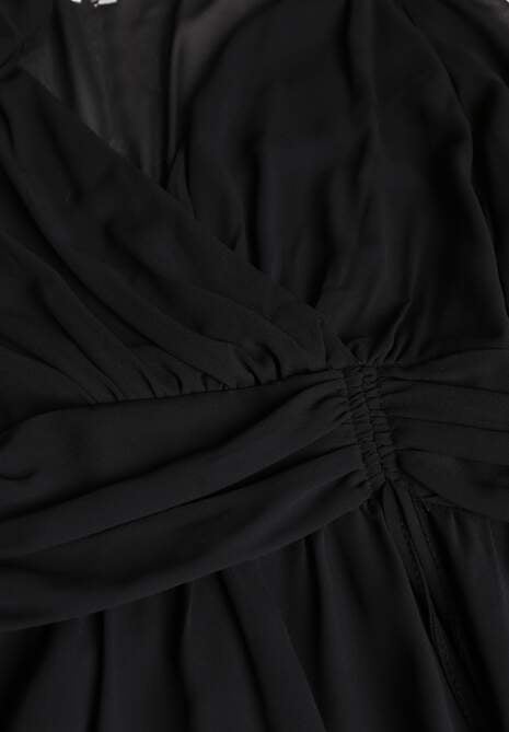 Czarna Siateczkowa Sukienka o Rozkloszowanym Kroju z Dekoltem w Serek Zennela 6