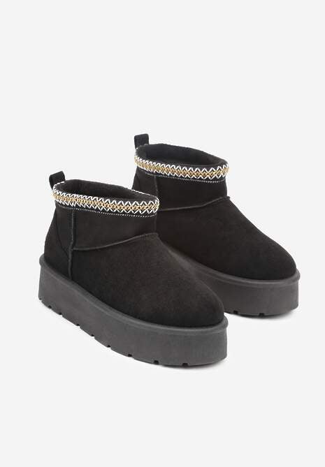 Czarne Śniegowce na Platformie z Haftem przy Cholewce Sewnera 5