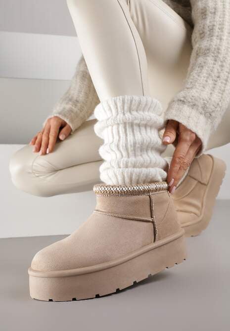 Ciemnobeżowe Śniegowce na Platformie z Haftem przy Cholewce Sewnera